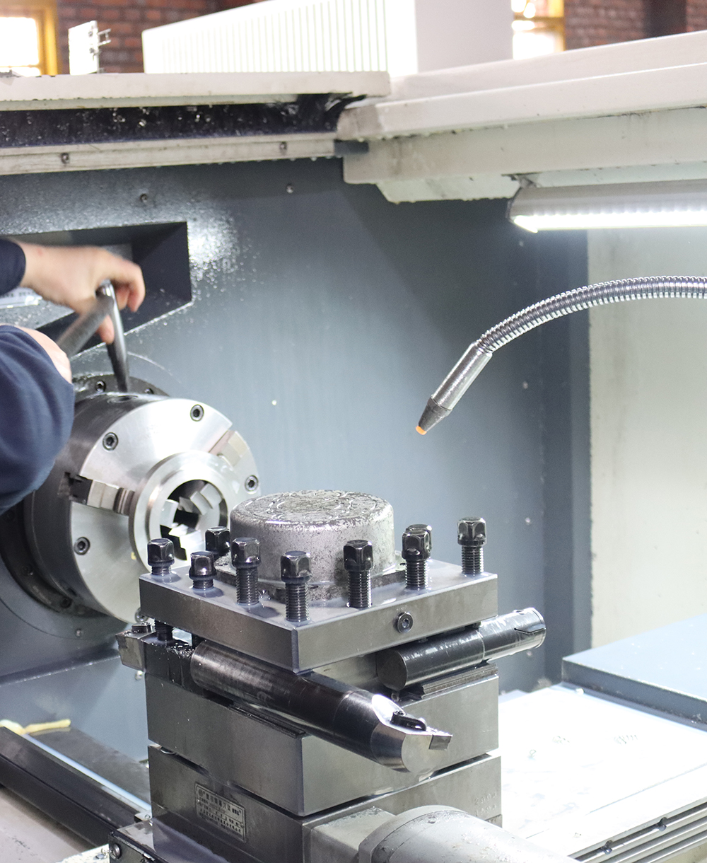 拖市鎮(zhèn)如何檢查機(jī)械密封的軸彎曲度？